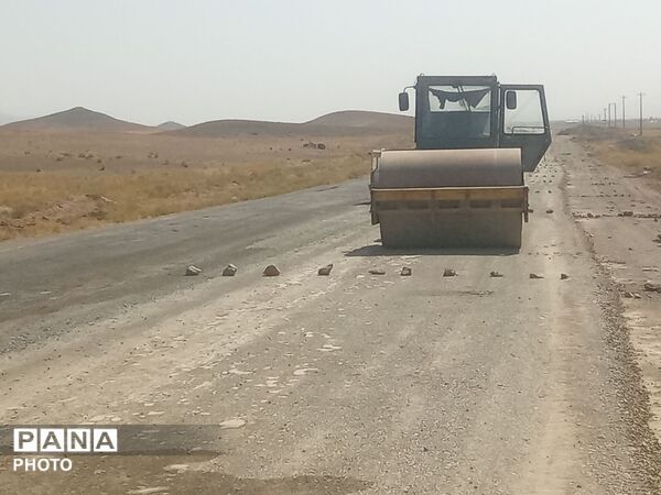 آغاز عملیات بازسازی جاده سلطان آباد به درخت سنجد 