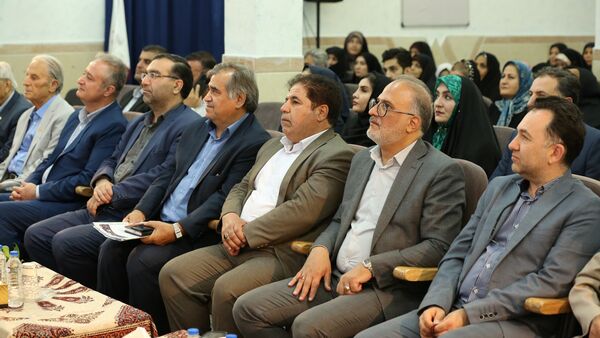 خشت گذاری ۵ پروژه‌ عمرانی منطقه ۵ آموزش و پرورش شهر تهران