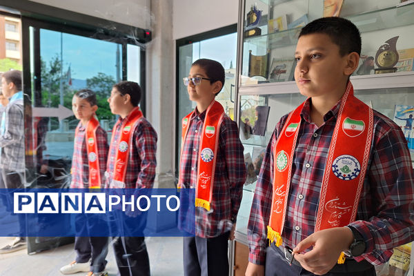 سنگ‌تمام دانش‌آموزان پیشتاز و خبرنگاران پانا برای فرهنگیان