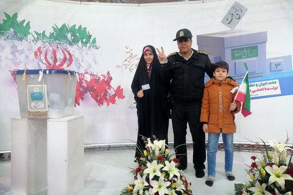 حضور شکوهمند مردم استان مرکزی پای صندوق‌های رأی