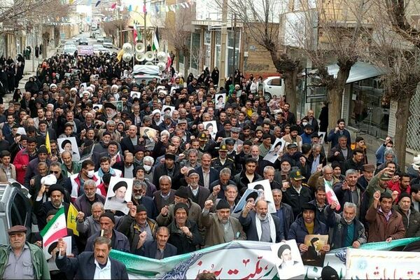 نمایش وحدت و اقتدار ملی در کیار