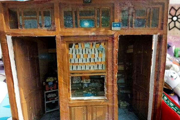 نمایشگاه دست سازه های دانش‌آموزی در دبستان شهید مجید مجیدی ناحیه دو شهرری 
