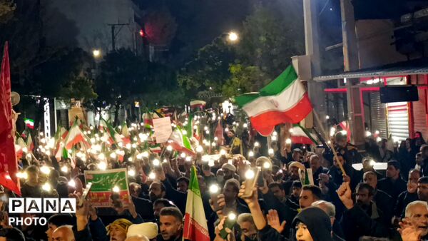 مدیرکل آموزش و پرورش استان مهمان ویژه‌ راهپیمایی شبانه دانش‌آموزان اسدآباد
