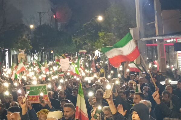 مدیرکل آموزش و پرورش استان مهمان ویژه‌ راهپیمایی شبانه دانش‌آموزان اسدآباد