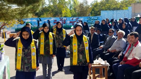 جشن عاطفه‌ها در مدارس اسکو