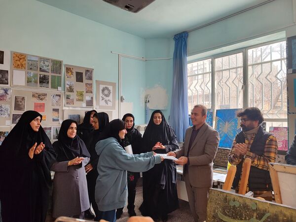 نمایشگاه ماها در هنرستان بصیرت آشخانه