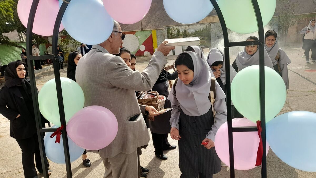آغاز سال تحصیلی فرصتی برای بازآفرینی امید و انگیزه در دانش‌آموزان است
