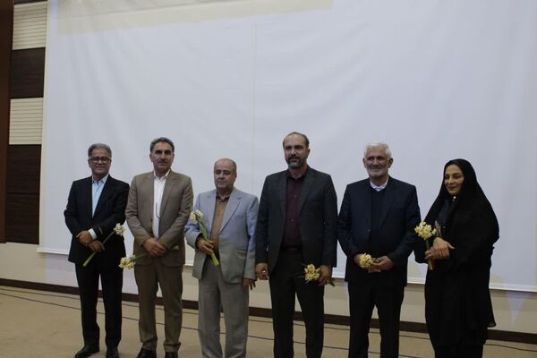 آیین نکوداشت معلمان پیشکسوت در گچساران