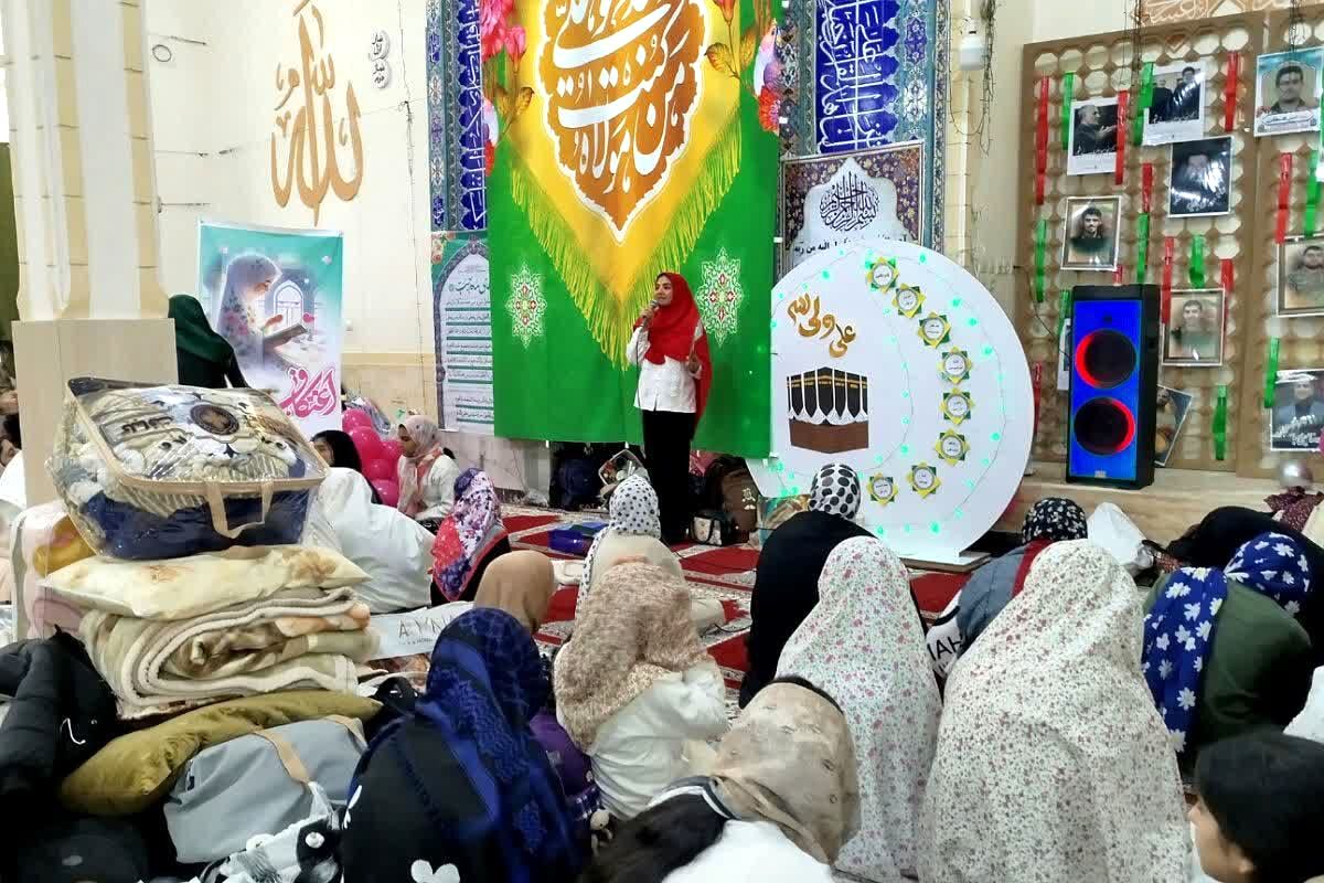 مراسم معنوی اعتکاف در مسجد الزهرا(س) قیامدشت