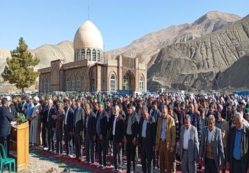 رویداد شکوه بندگی نماز عید فطر در گلزار شهدای شهر بارو نیشابور