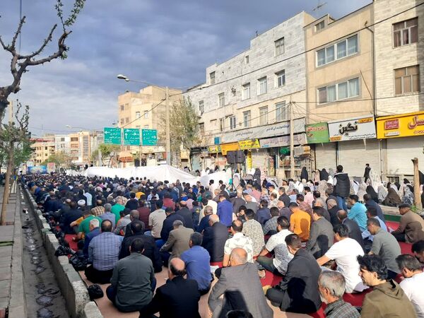 نماز عید فطر در مصلی شهرستان قدس