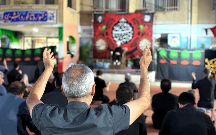 عزاداری هیئت فرهنگیان در سوگ سیدالشهدا (ع)