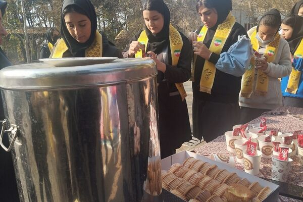 برگزاری اردو تمشک با حضور دانش‌آموزان منطقه کهریزک 