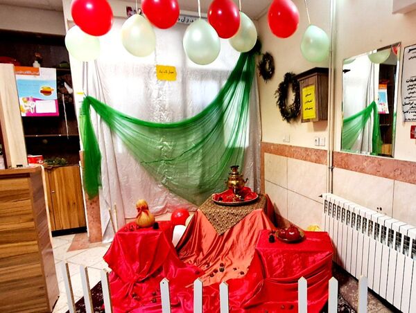 جشن یلدا در دبیرستان حضرت زینب(س) 