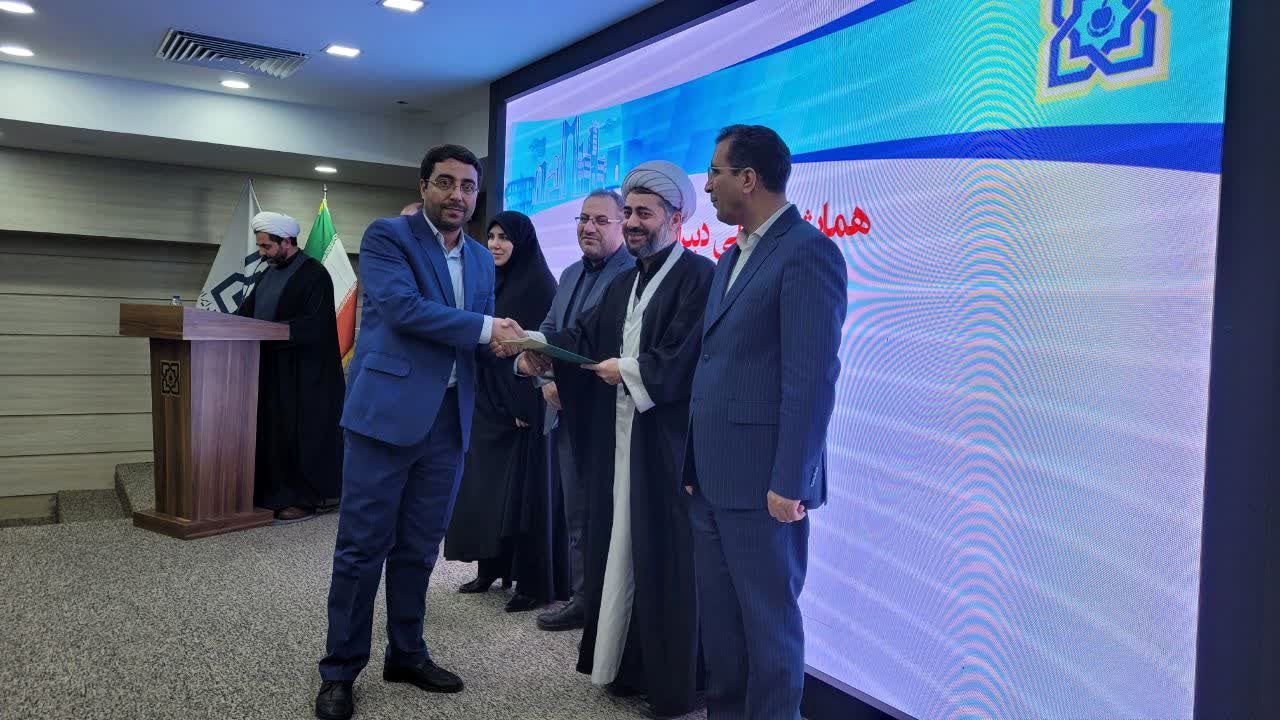 تعهد دینی و نقش‌آفرینی فرهنگی ستاد اقامه نماز آموزش و پرورش قابل تقدیر است