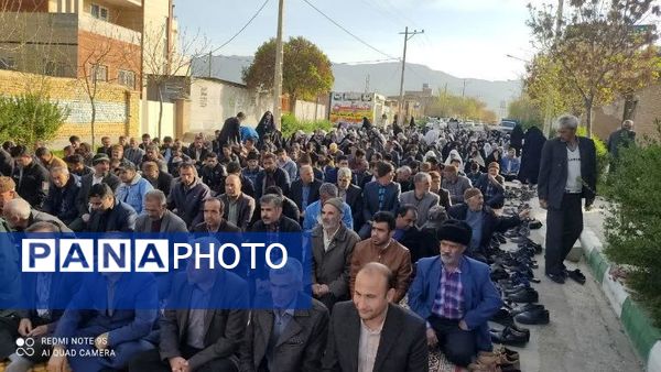 نماز عید فطر در مسجد صاحب الزمان روستای گزکوه