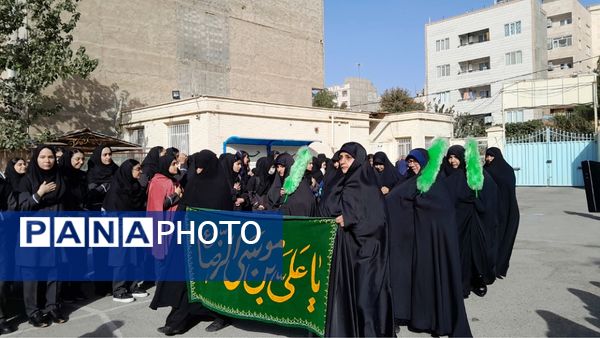 آغاز مهر با حضور خادمین حرم امام رضا(ع) در مدرسه عباسقلی رهگذر شهریار