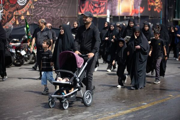 پیاده روی جاماندگان اربعین در اصفهان