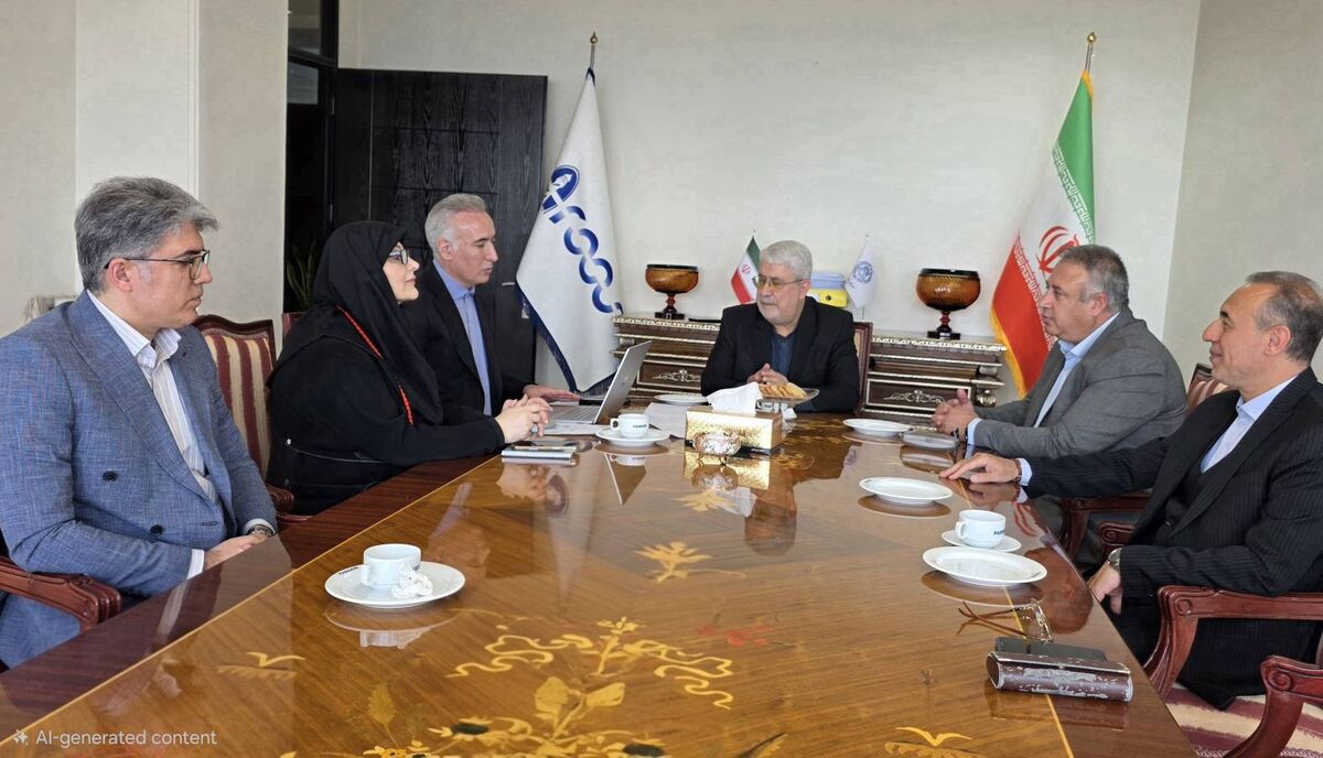 سمینار هم‌اندیشی نقش نخبگان حقوقی در وحدت ملی برگزار شد