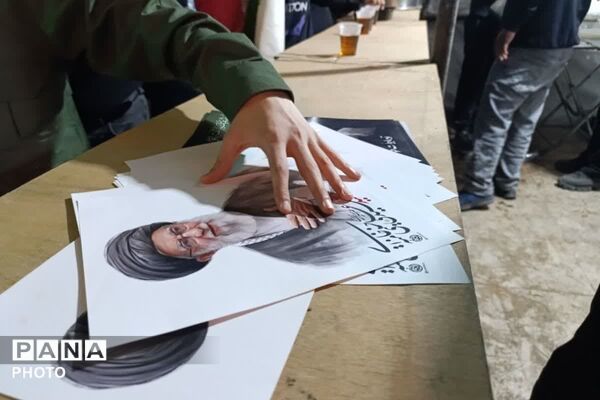 حضور گسترده مردم انقلابی رودهن در تجمعات خودجوش مردمی