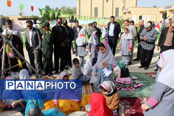 مدارس آب‌پخش به استقبال دهه فجر رفتند