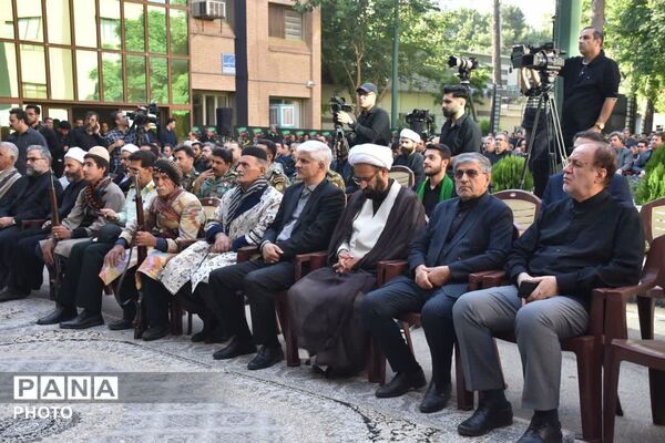 آیین بدرقه و وداع با رهبر شهید انقلاب