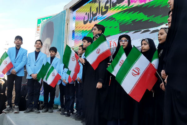 جلوه هایی از یک حضور کم نظیر