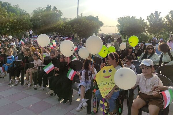 برگزاری جشن بادبادک ها و جشن خیابانی به مناسبت هفته فرهنگی ملارد 