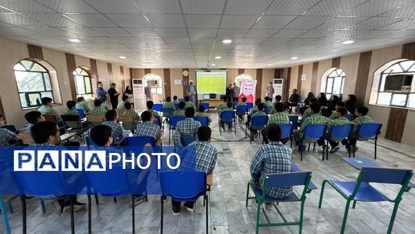 برگزاری انتخابات همیاران مشاور در مدارس شاهد شهرستان بوشهر