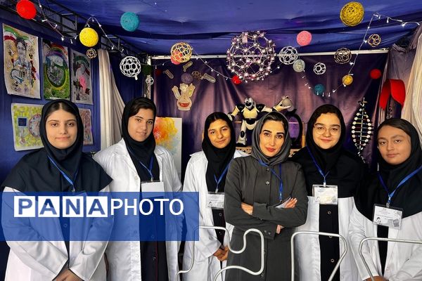 پژوهش‌سرای کاوش کهریزک، کانون توجه نخستین روز نمایشگاه دستاوردهای دانش‌آموزی استان