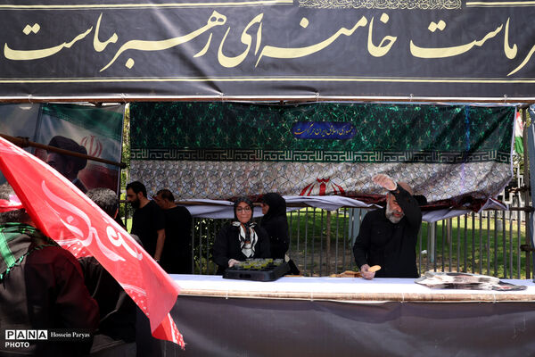 مراسم تشییع پیکر مطهر رهبر شهید انقلاب در تهران - 1
