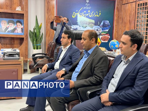 نشست هم‌اندیشی جوانان در شهرستان‌های فاریاب و کهنوج