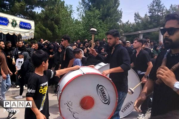 مراسم عزاداری عاشورای حسینی 