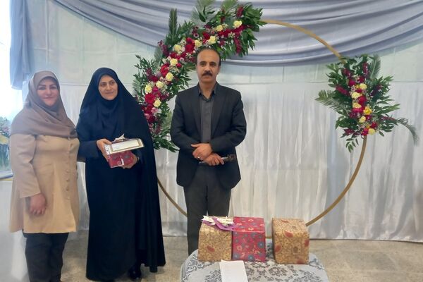 میزبانی دبستان آیت‌الله خامنه‌ای از سفره غذاهای رنگارنگ مدارس ابتدایی شهرستان قرچک 