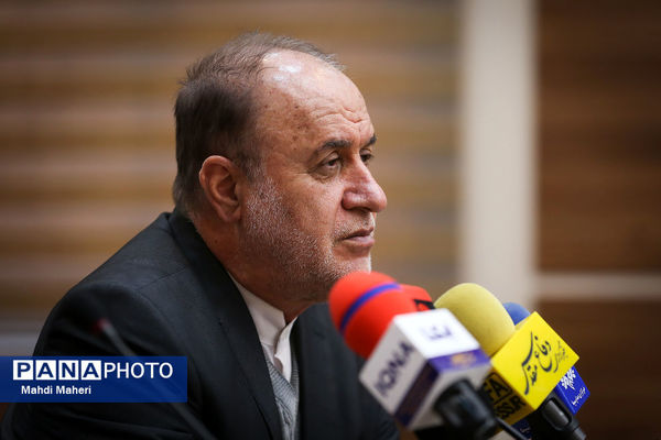 جنگ رسانه‌ای؛ اولویت اصلی دشمن علیه ایران است