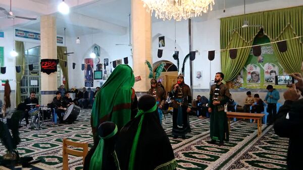 مراسم تعزیه خوانی شهادت حضرت عباس(ع) توسط ذاکرین دهستان شوراب صغیر