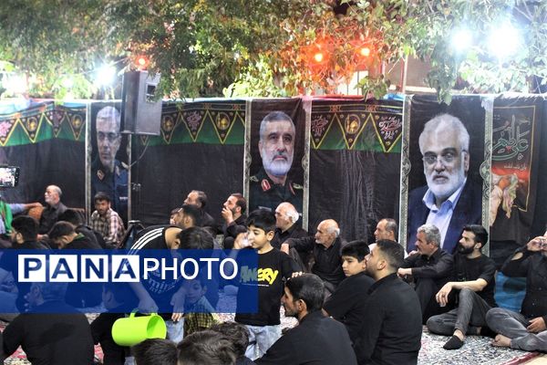 مراسم عزاداری دهه اول ماه صفر در روستای مومن آباد قم