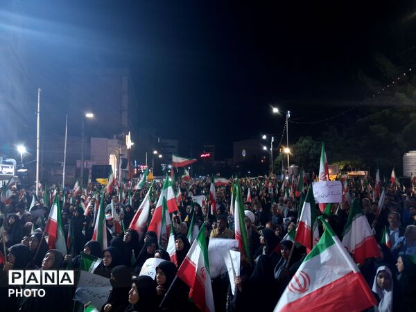 عاشقان وطن در میادین
