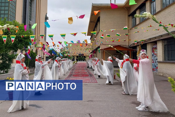 ناحیه یک شیراز میزبان گل‌های قرآنی