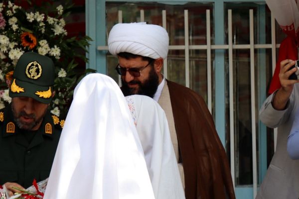 صبح مهر با کیف‌های رنگی و رؤیاهای روشن؛ مدرسه دوباره جان گرفت