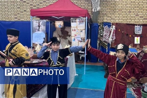 یلدایی به یاد ماندنی در مدرسه البرز رودهن