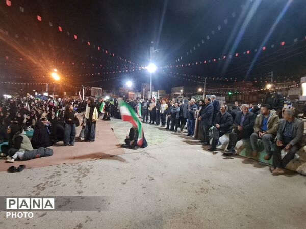 تجمع برای حمایت از رزمندگان کشور در شهر دهدشت 