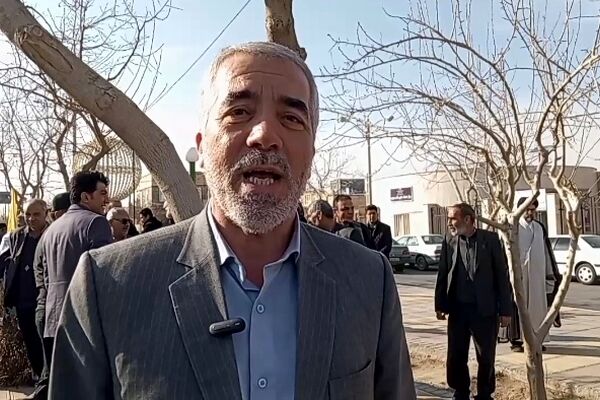 حضور دانش‌آموزان در صحنه های دفاع از ارزش ها نشان دهنده وفاداری آنان به انقلاب است