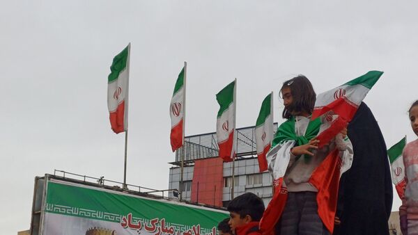 دانش‌آموزان، پاسداری از انقلاب را آغاز می‌کنند