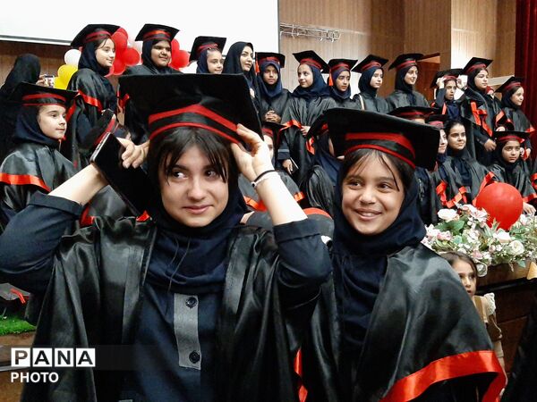 جشن فارغ‌التحصیلی مدرسه شهید جواهری۲ 