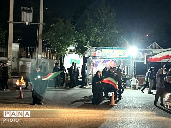 پرچم گردانی مردم «روستای ینگی امام» شهرستان ساوجبلاغ 