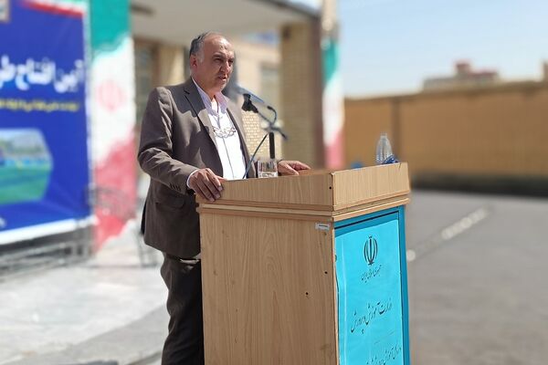 آیین افتتاحیه زمین چمن ورزشی در قالب طرح «شهید سردار سلیمانی» در شهرستان قدس
