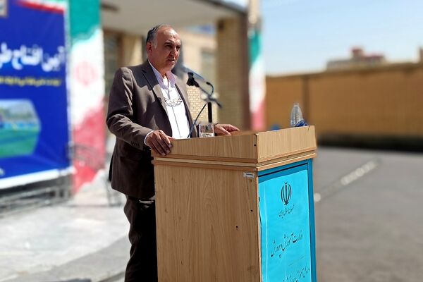 آیین افتتاحیه زمین چمن ورزشی در قالب طرح «شهید سردار سلیمانی» در شهرستان قدس