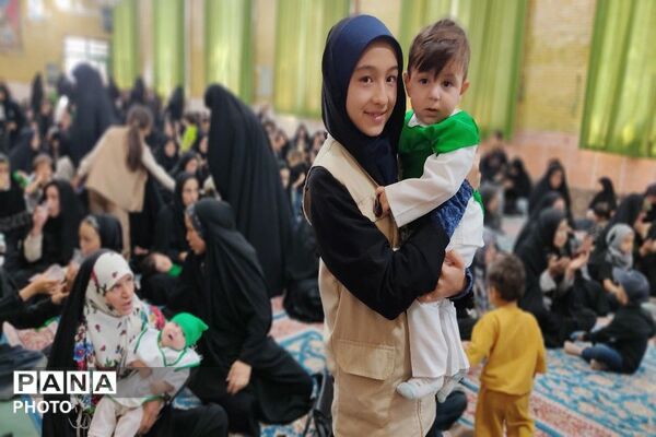 همایش بزرگ شیرخوارگان حسینی در شهر بار نیشابور 