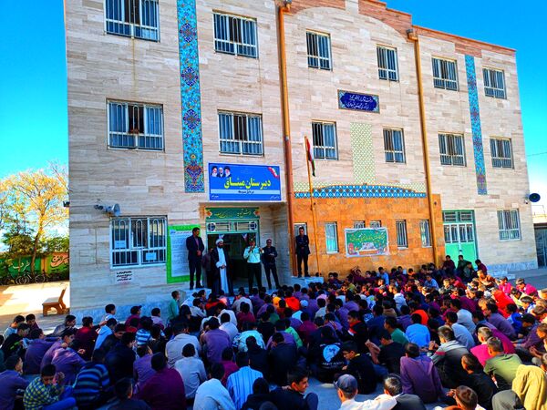 حضور رییس پلیس فتا شهرستان کاشمر در دبیرستان میثاق